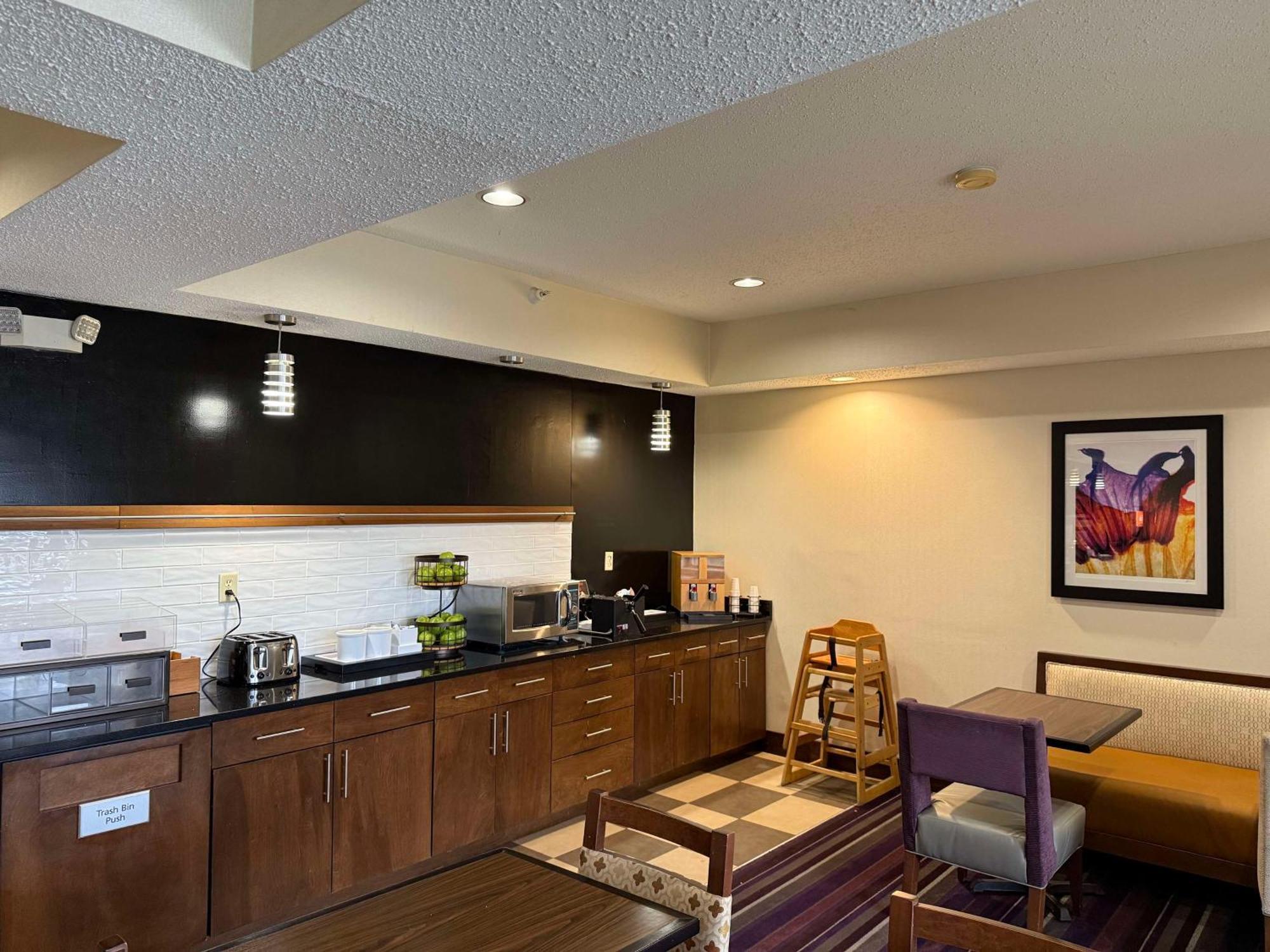 Surestay By Best Western Forsyth Decatur Экстерьер фото
