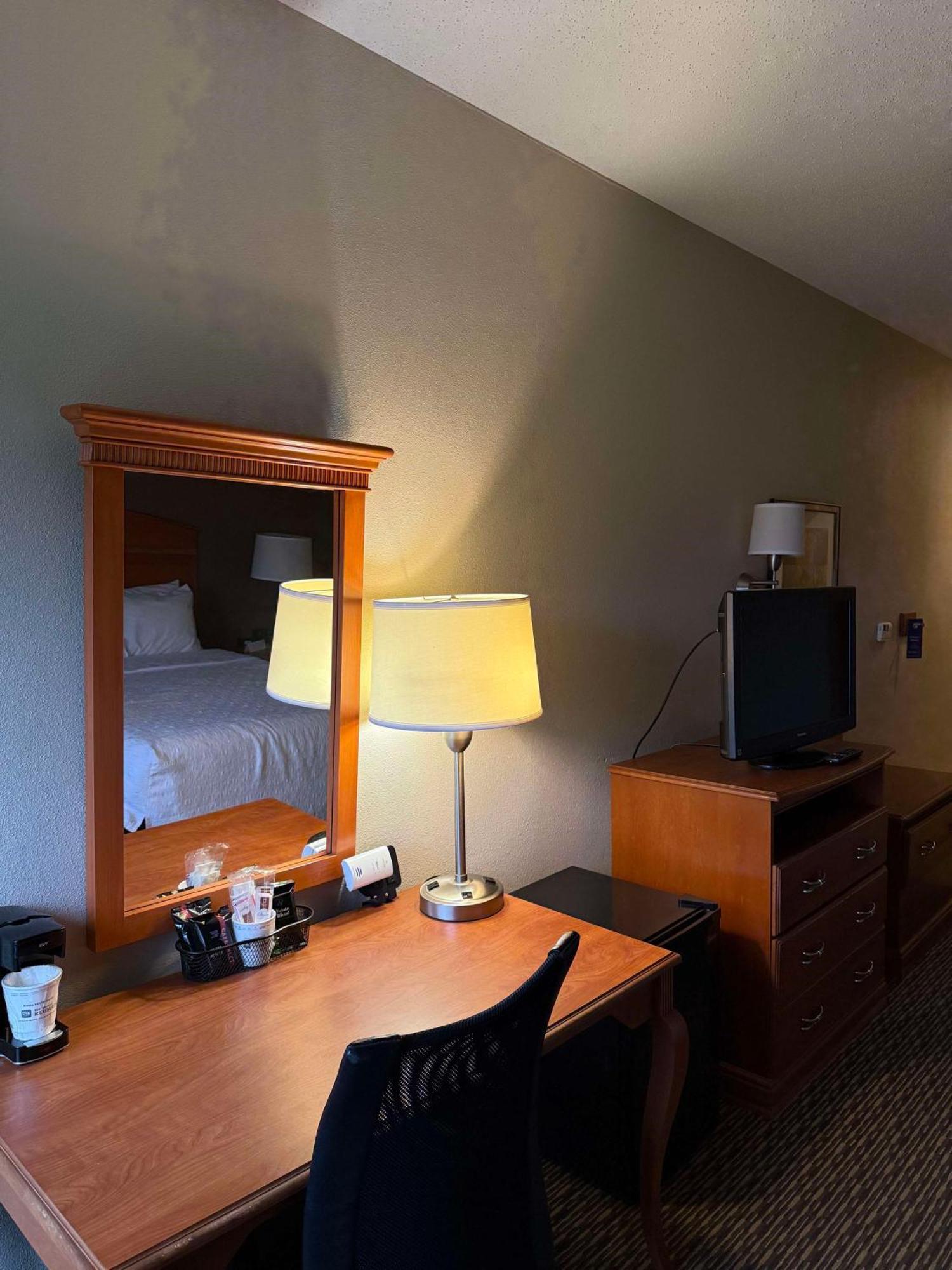 Surestay By Best Western Forsyth Decatur Экстерьер фото