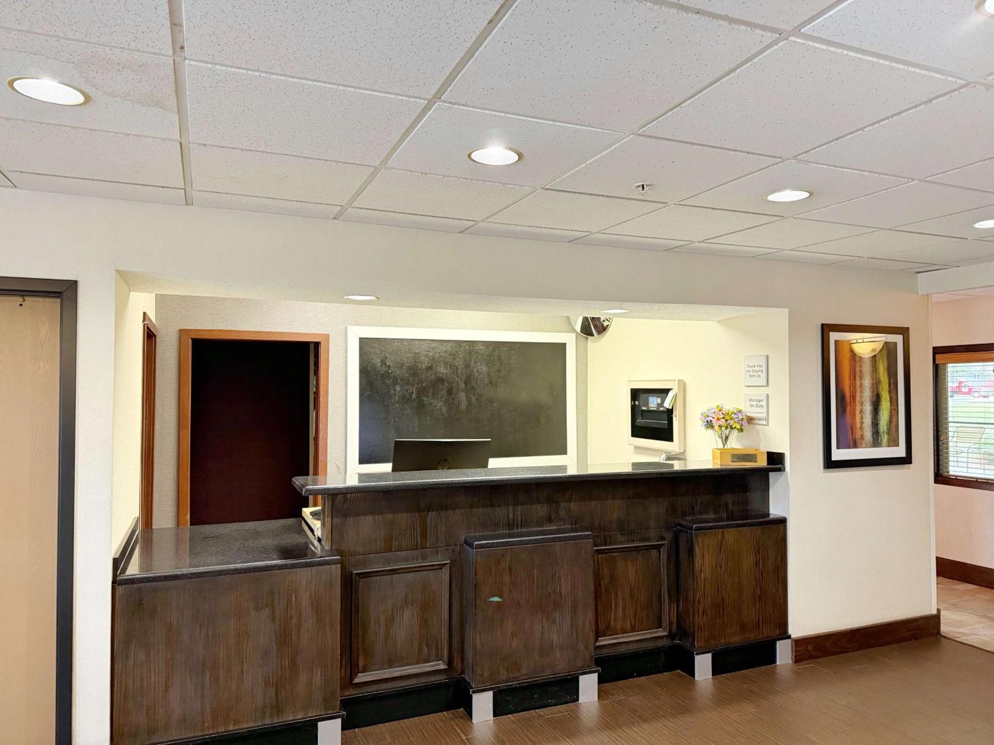 Surestay By Best Western Forsyth Decatur Экстерьер фото