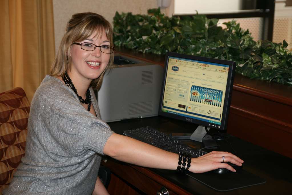 Surestay By Best Western Forsyth Decatur Удобства фото